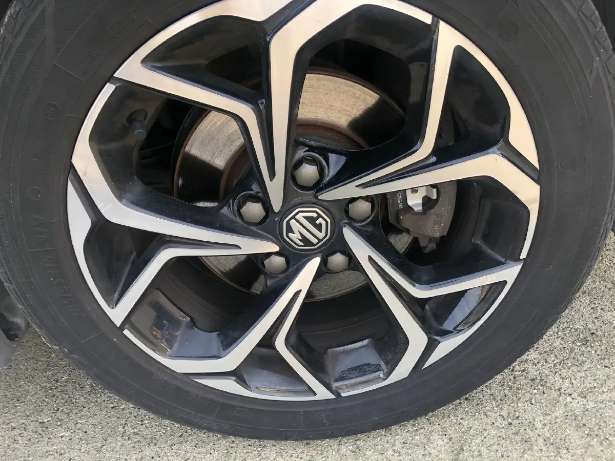 2021 MG 5 1.5L 120HP L4 5MT,autocango,china used car exporter,china ev exporter,chinese used car exporter,chinese used ev exporter