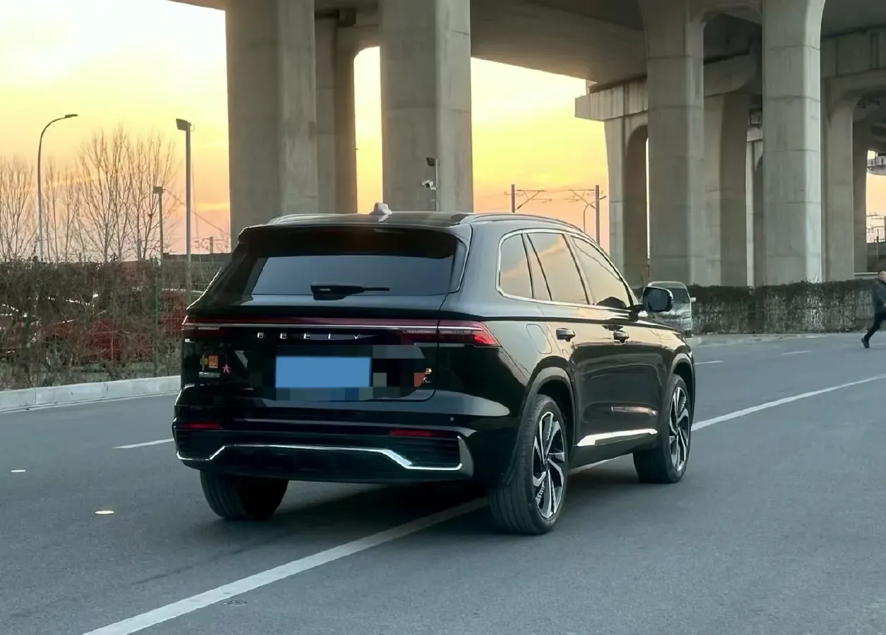 2023 Geely Monjaro 2.0T 238HP L4 8AT,autocango,china used car exporter,china ev exporter,chinese used car exporter,chinese used ev exporter