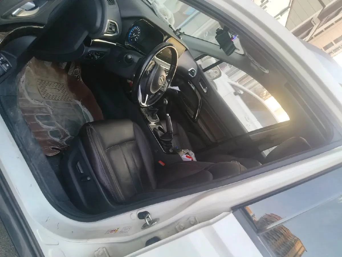 2019 GAC Trumpchi GS4 1.5T 169HP L4 6MT,autocango,china used car exporter,china ev exporter,chinese used car exporter,chinese used ev exporter