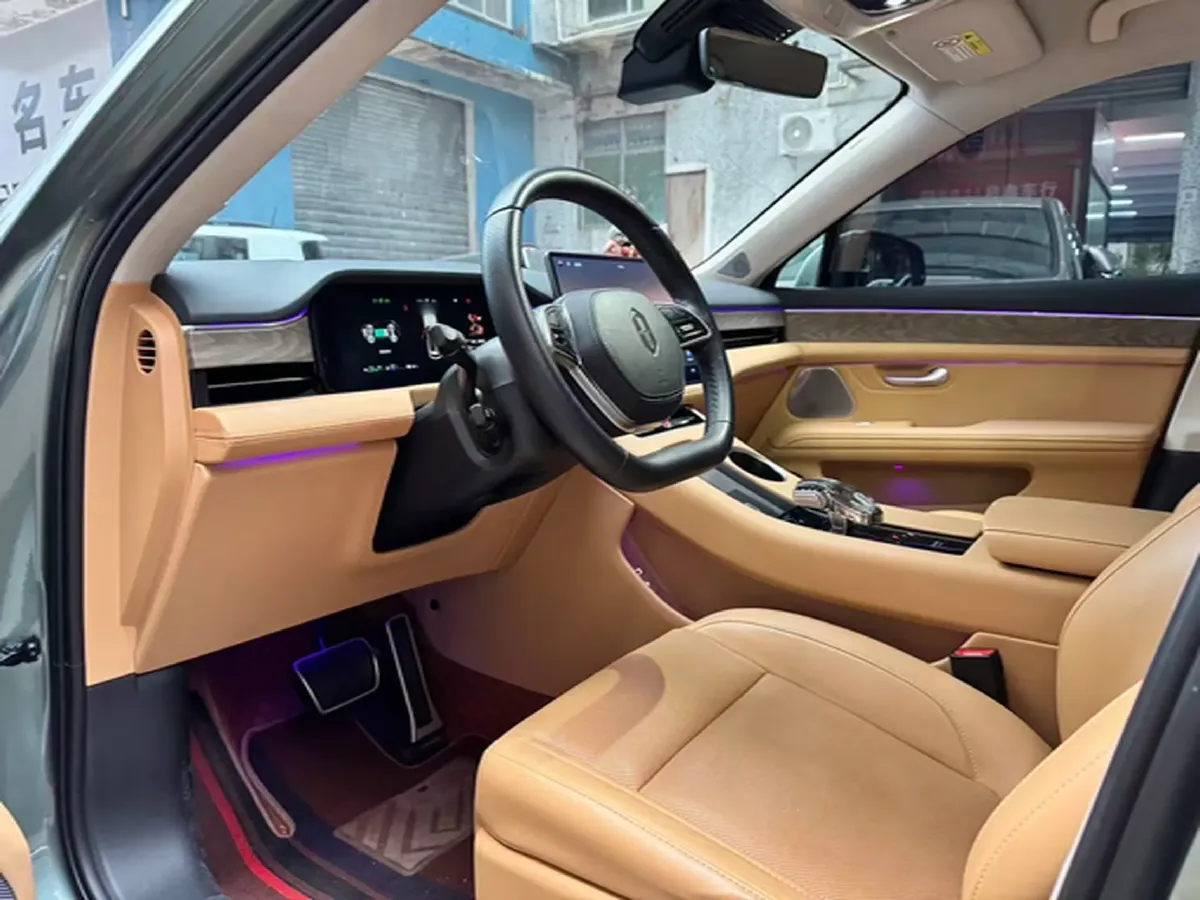 2022 JMC YuHu 7 2.0T 141HP L4 8AT,autocango,china used car exporter,china ev exporter,chinese used car exporter,chinese used ev exporter