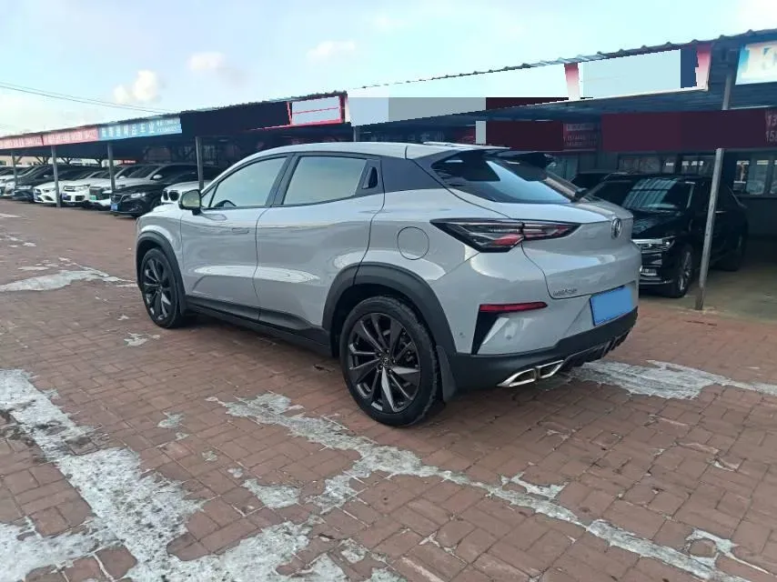2021 ChangAn UNI-T 1.5T 180HP L4 7DCT,autocango,china used car exporter,china ev exporter,chinese used car exporter,chinese used ev exporter
