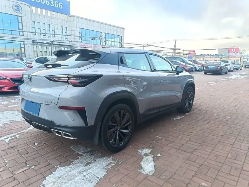 2021 ChangAn UNI-T 1.5T 180HP L4 7DCT,autocango,china used car exporter,china ev exporter,chinese used car exporter,chinese used ev exporter