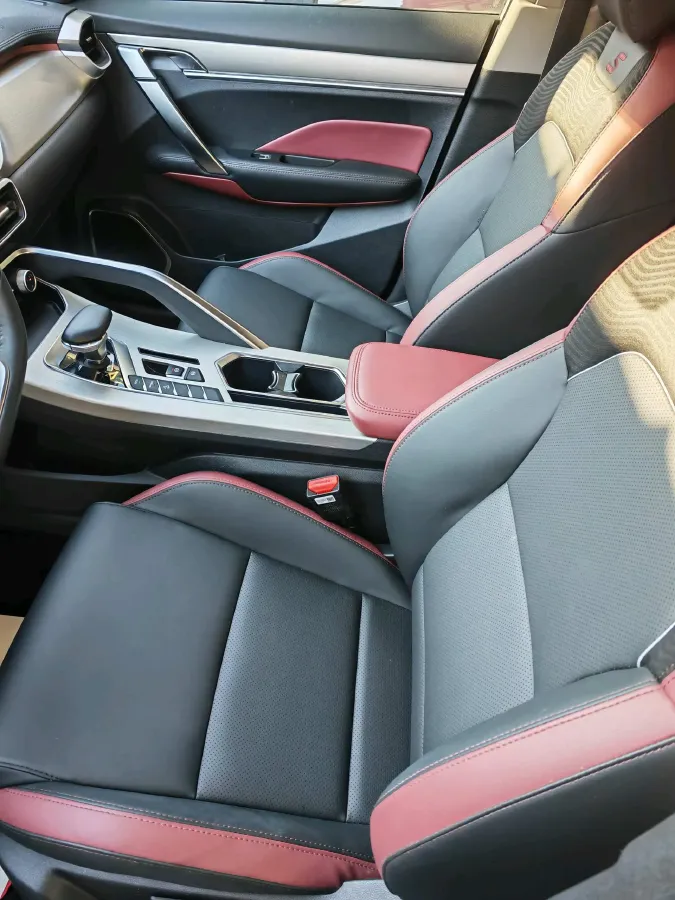 2021 Geely Coolray 1.4T 141HP L4 6DCT,autocango,china used car exporter,china ev exporter,chinese used car exporter,chinese used ev exporter