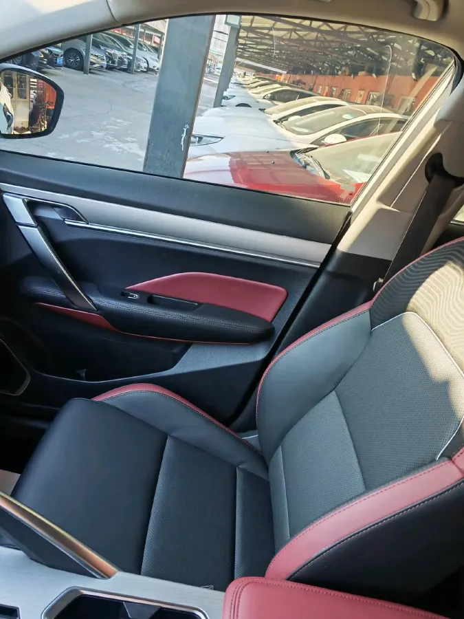 2021 Geely Coolray 1.4T 141HP L4 6DCT,autocango,china used car exporter,china ev exporter,chinese used car exporter,chinese used ev exporter