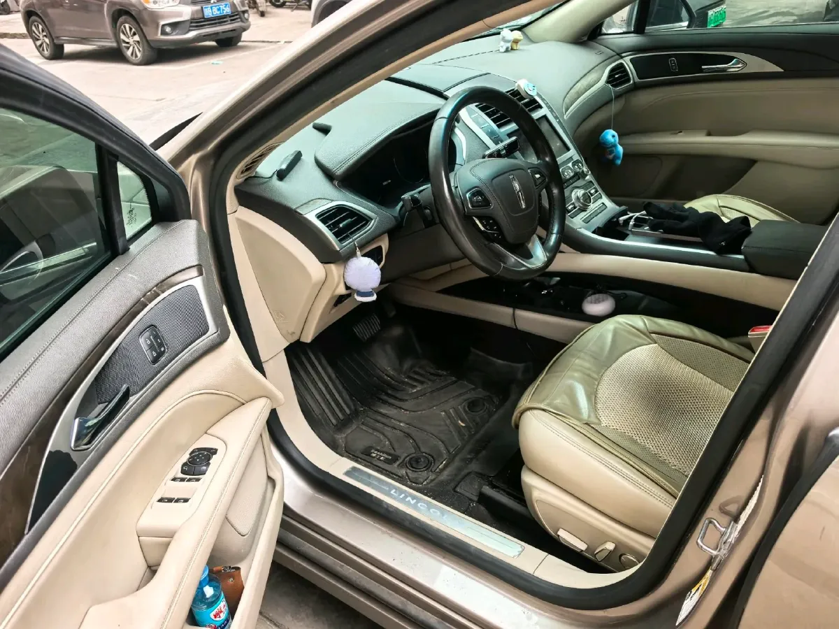 2019 BMW X2 1.5T 140HP L3 7DCT,autocango,china used car exporter,china ev exporter,chinese used car exporter,chinese used ev exporter