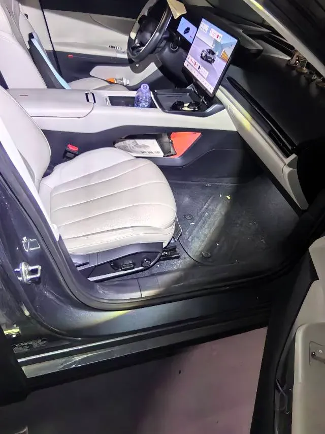 2024 LYNK&CO 07 EM-P 1.5T 163HP L4 3DHT PHEV 18.99KWH,autocango,china used car exporter,china ev exporter,chinese used car exporter,chinese used ev exporter