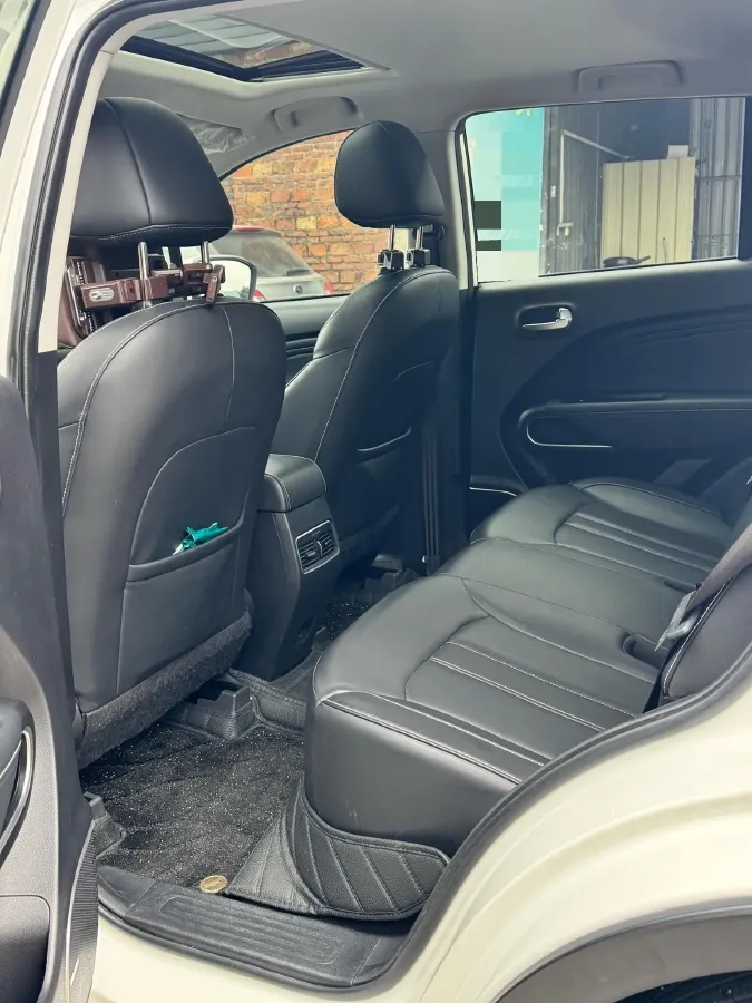 2022 GAC Trumpchi GS3 1.5T 169HP L4 6AT,autocango,china used car exporter,china ev exporter,chinese used car exporter,chinese used ev exporter