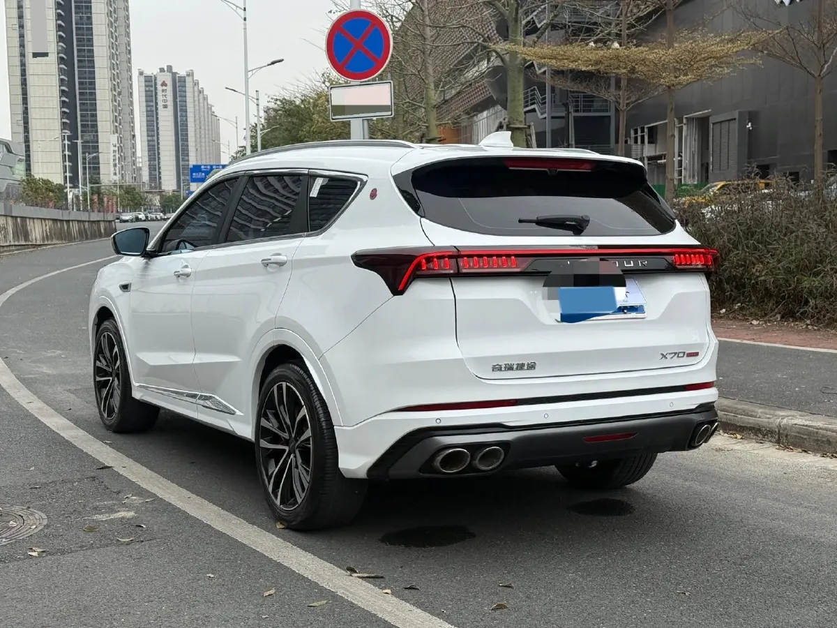 2021 Chery Tiggo 8 Plus 1.6T 197HP L4 7DCT,autocango,china used car exporter,china ev exporter,chinese used car exporter,chinese used ev exporter