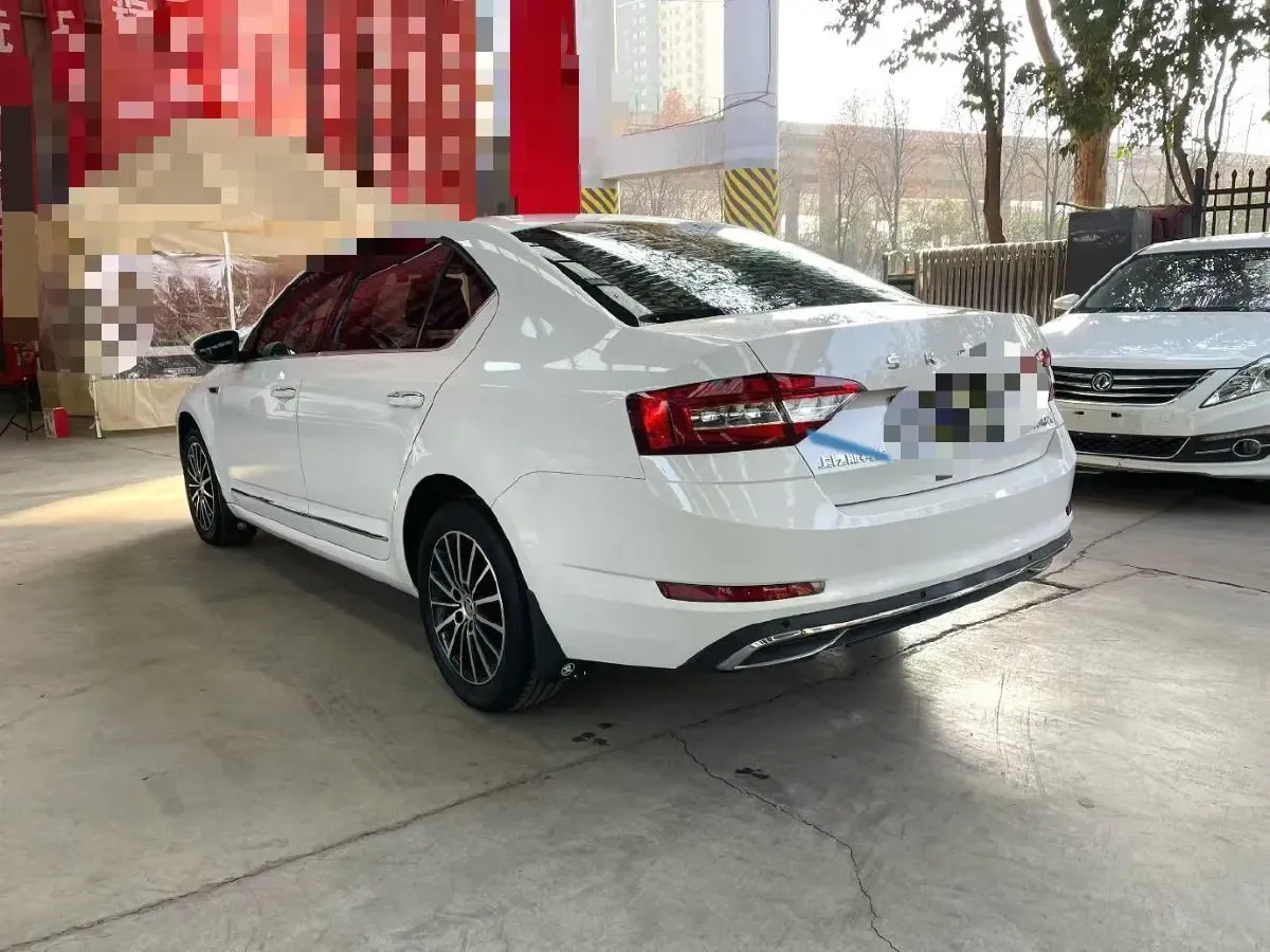 2020 Skoda Octavia 1.5L 113HP L4 6AT,autocango,china used car exporter,china ev exporter,chinese used car exporter,chinese used ev exporter