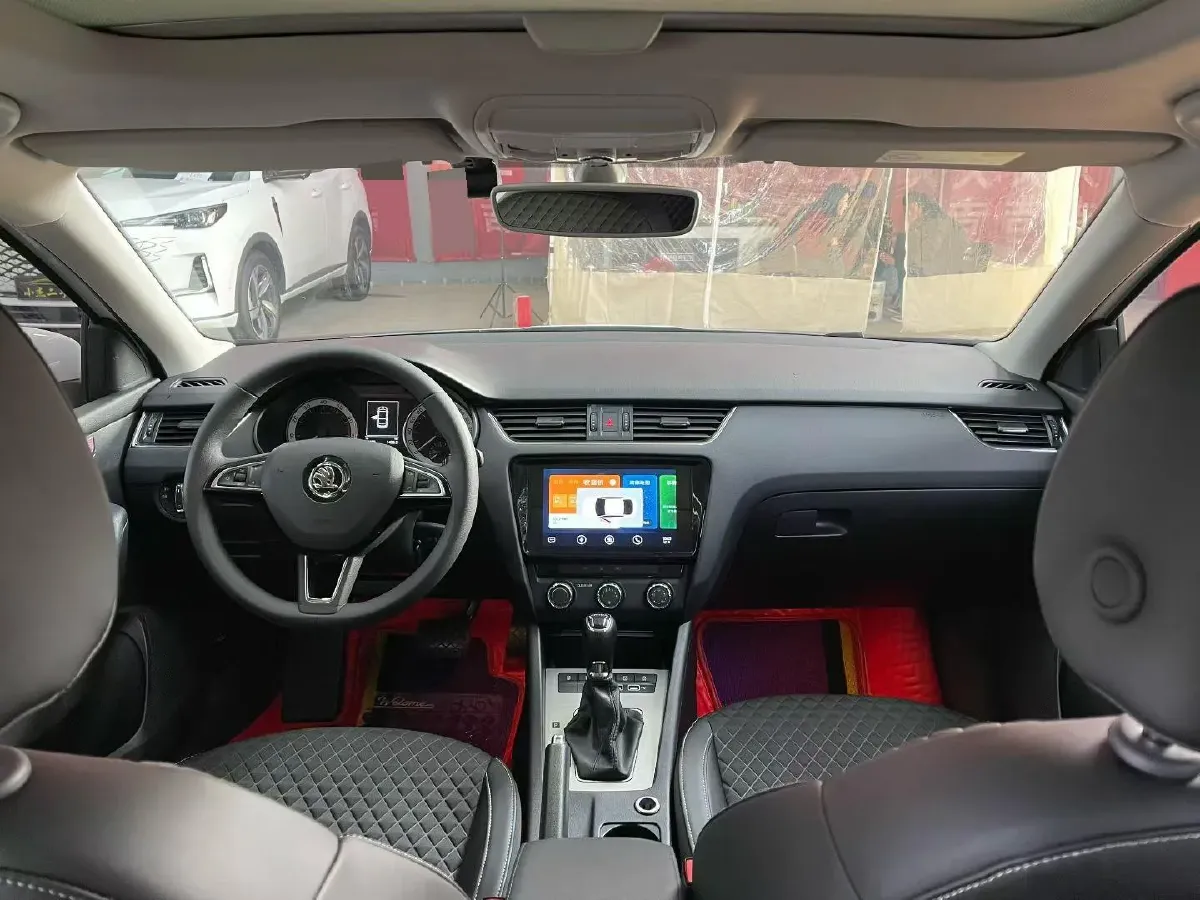 2020 Skoda Octavia 1.5L 113HP L4 6AT,autocango,china used car exporter,china ev exporter,chinese used car exporter,chinese used ev exporter