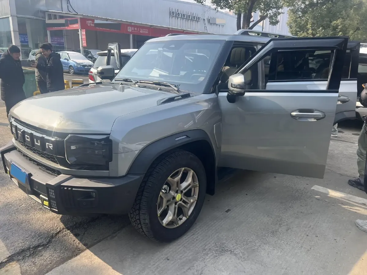 2025 Jetour Traveller 2.0T 254HP L4 8AT,autocango,china used car exporter,china ev exporter,chinese used car exporter,chinese used ev exporter