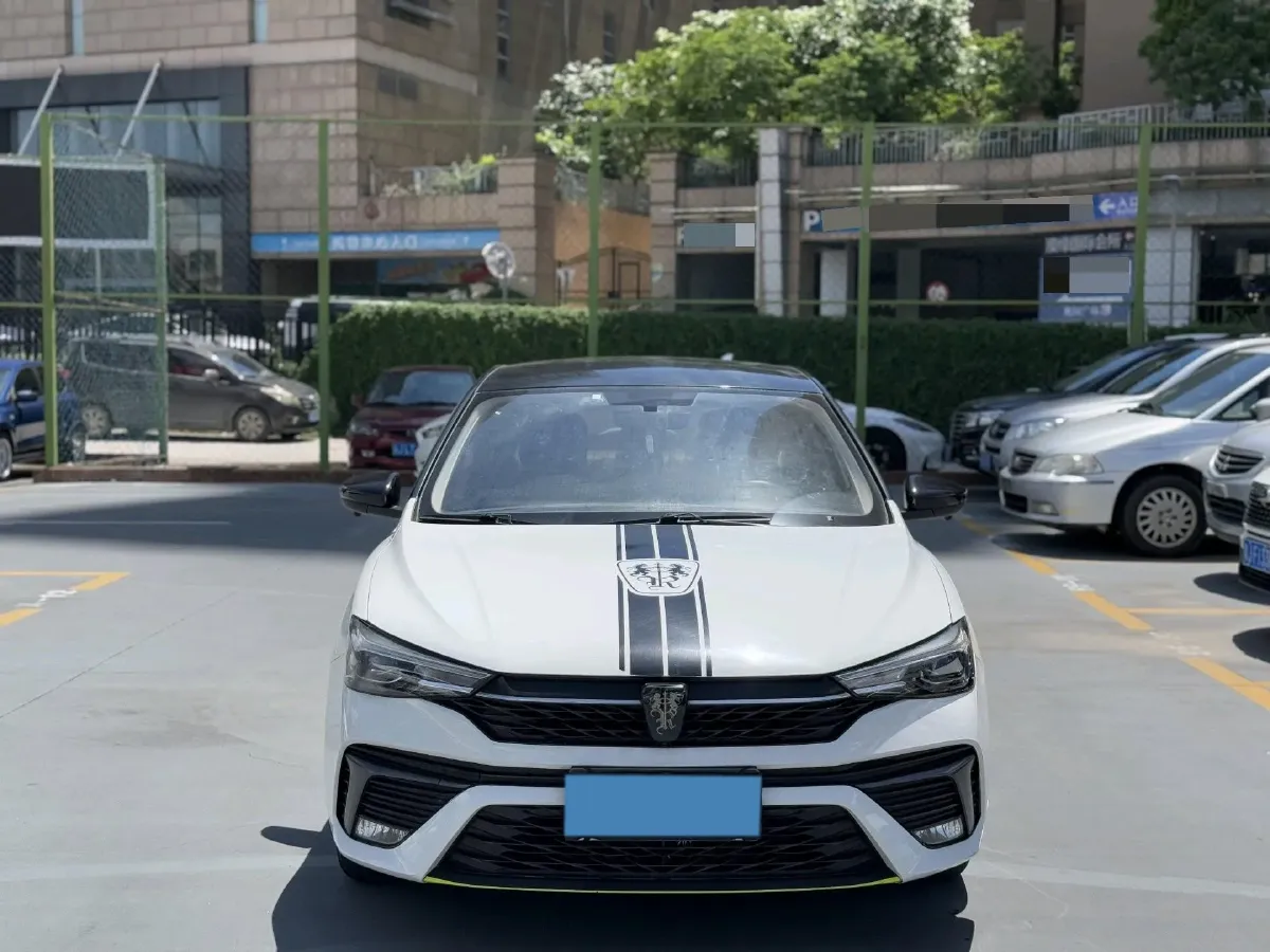 2021 Roewe i5 1.5L 120HP L4 5MT,autocango,china used car exporter,china ev exporter,chinese used car exporter,chinese used ev exporter