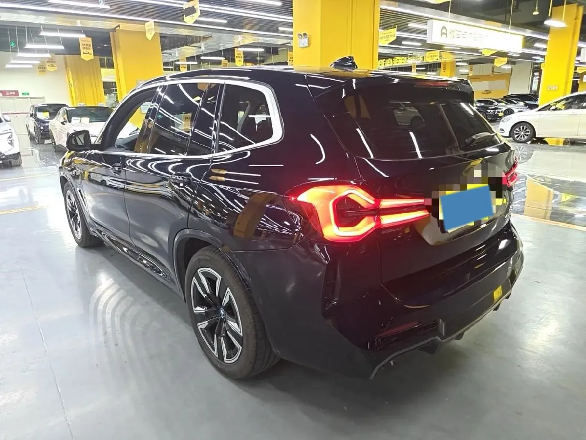2024 BMW iX3 BEV 80KWH,autocango,china used car exporter,china ev exporter,chinese used car exporter,chinese used ev exporter
