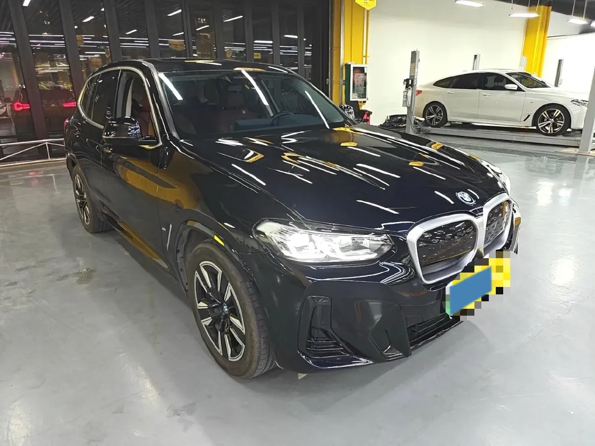 2024 BMW iX3 BEV 80KWH,autocango,china used car exporter,china ev exporter,chinese used car exporter,chinese used ev exporter
