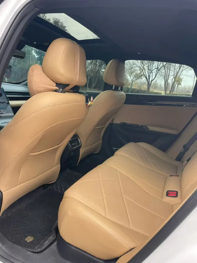 2023 Geely Galaxy L6 1.5T 163HP L4 3DHT PHEV,autocango,china used car exporter,china ev exporter,chinese used car exporter,chinese used ev exporter