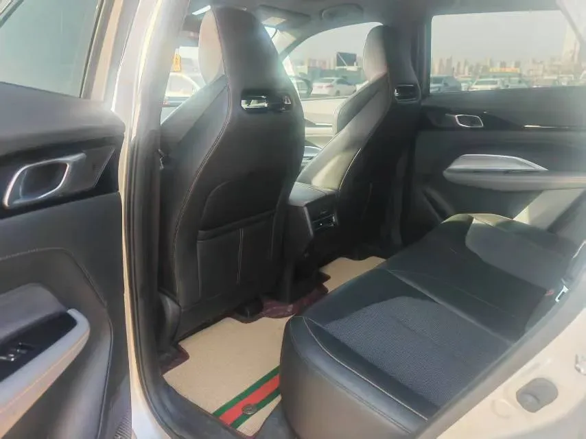 2022 ChangAn CS75 Plus 1.5T 188HP L4 8AT,autocango,china used car exporter,china ev exporter,chinese used car exporter,chinese used ev exporter