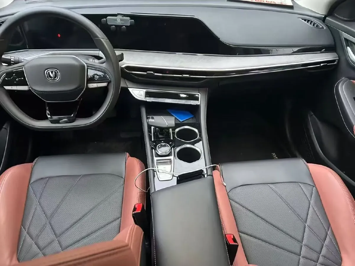 2023 ChangAn Eado 1.4T 160HP L4 7DCT,autocango,china used car exporter,china ev exporter,chinese used car exporter,chinese used ev exporter