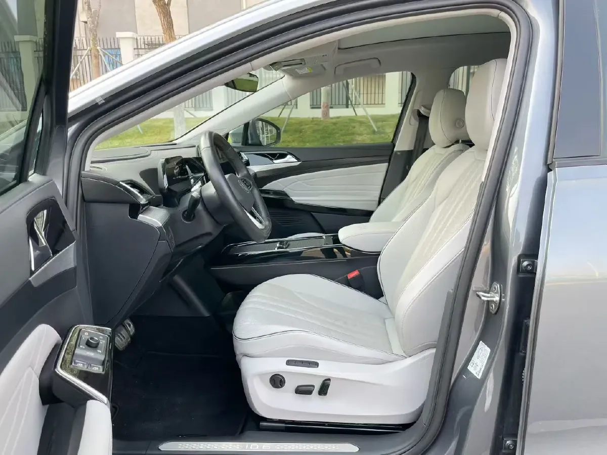 2021 Volkswagen ID.6 Crozz BEV 62.6KWH,autocango,china used car exporter,china ev exporter,chinese used car exporter,chinese used ev exporter