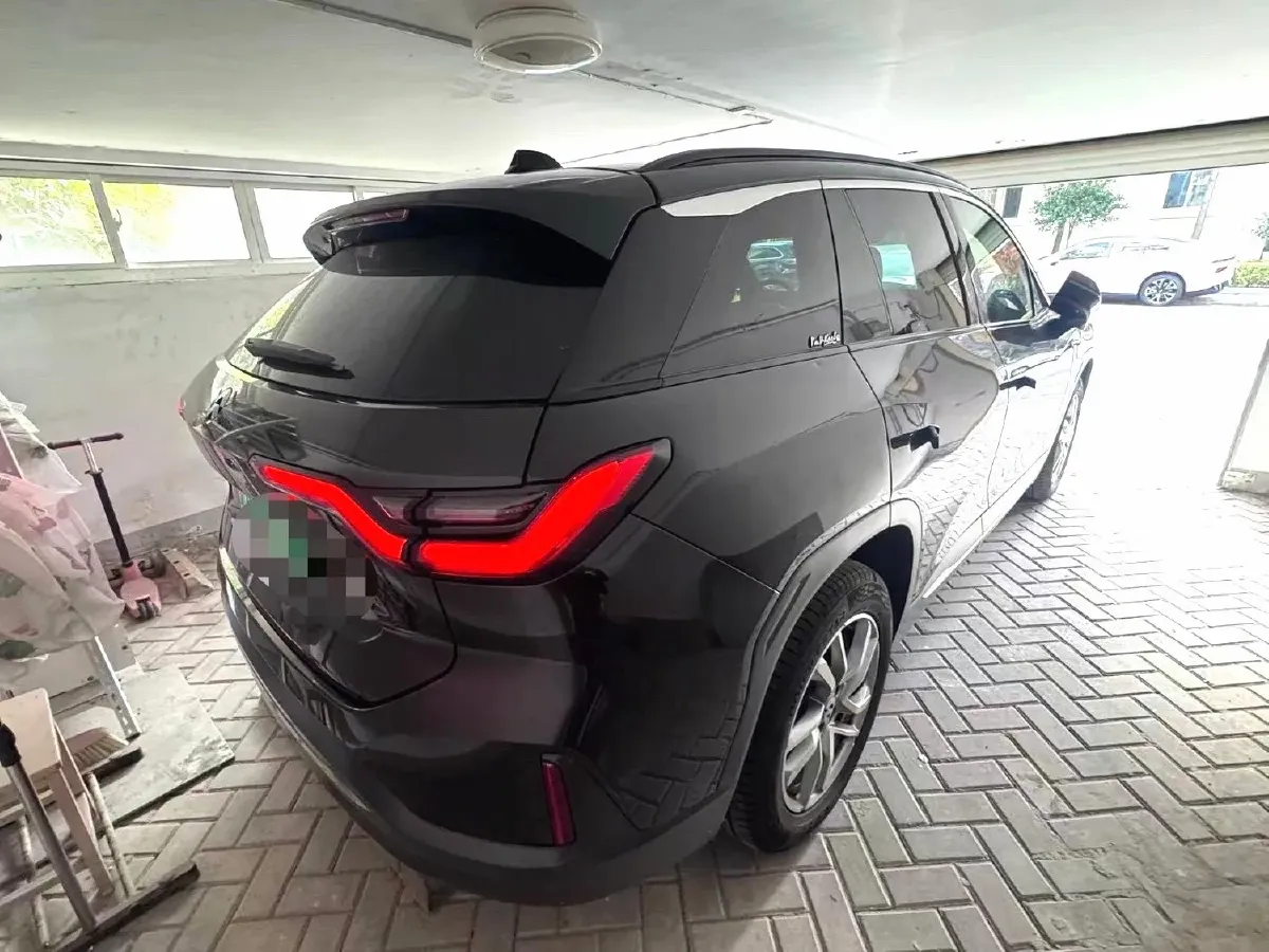 2019 NIO ES6 BEV 70KWH,autocango,china used car exporter,china ev exporter,chinese used car exporter,chinese used ev exporter