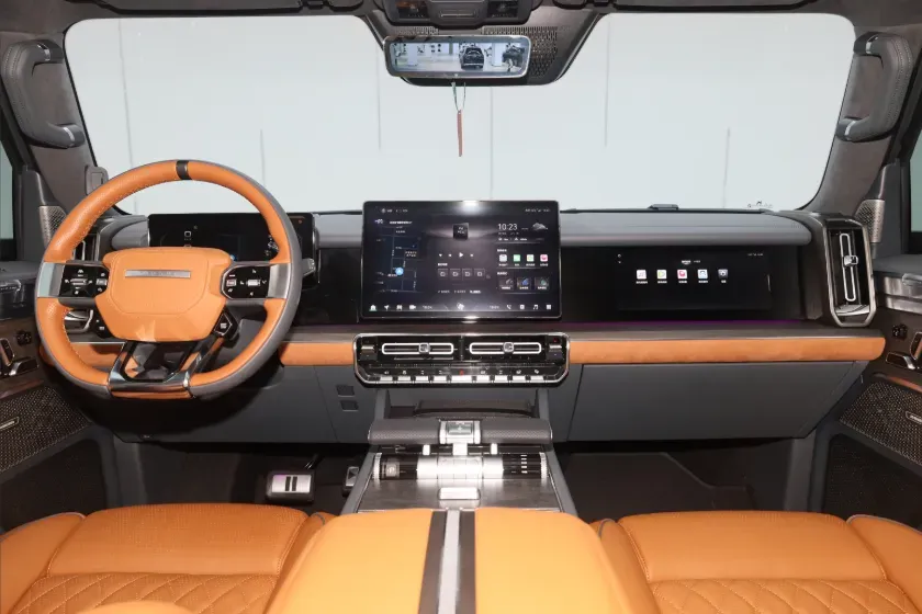 2023 M Hero 917 REEV 197HP 2AT REEV 65.8KWH,autocango,china used car exporter,china ev exporter,chinese used car exporter,chinese used ev exporter