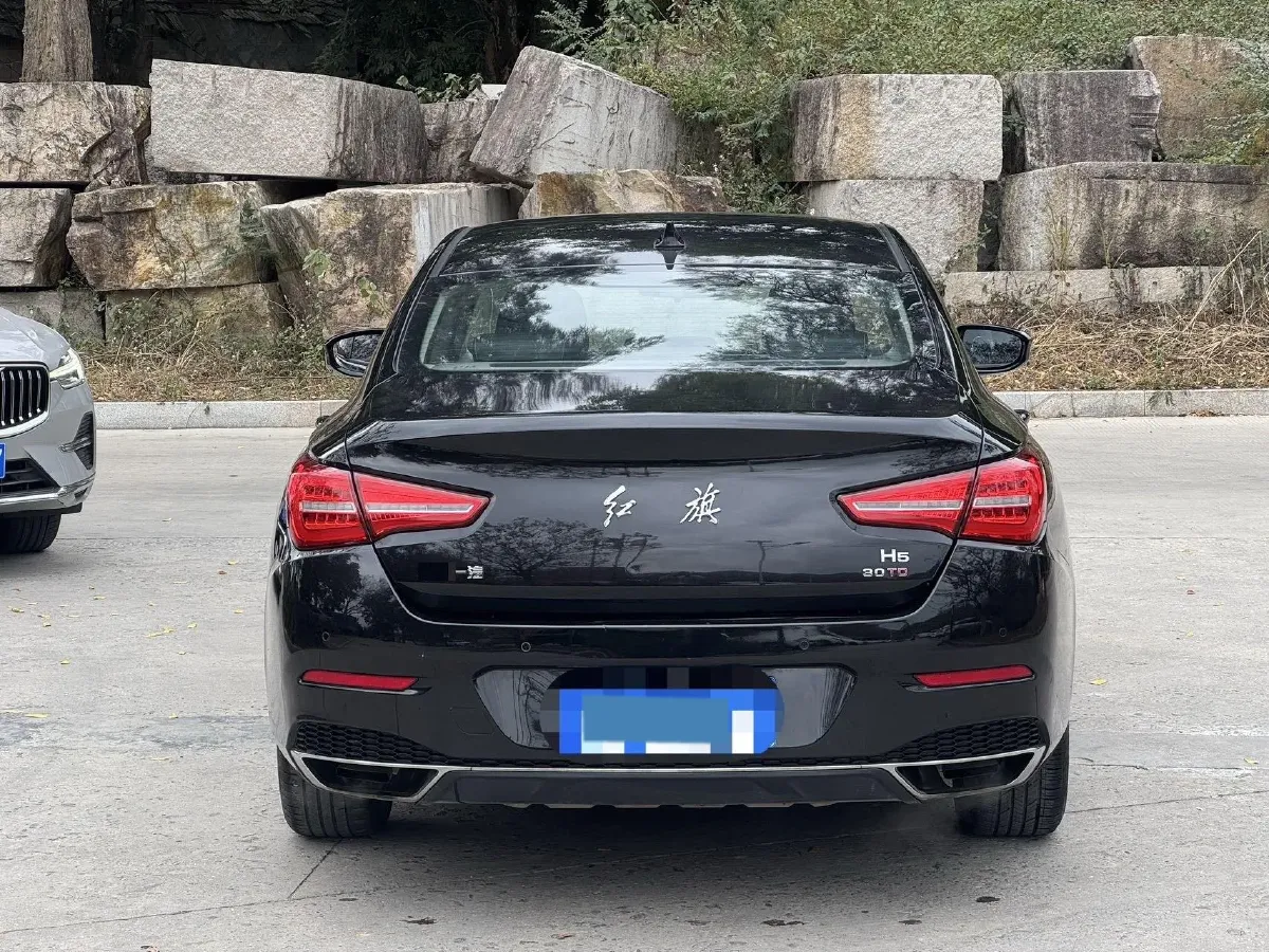 2019 HongQi H5 1.8T 180HP L4 6AT,autocango,china used car exporter,china ev exporter,chinese used car exporter,chinese used ev exporter