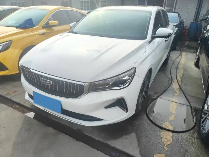 2022 Geely Emgrand 1.5L 114HP L4 CVT