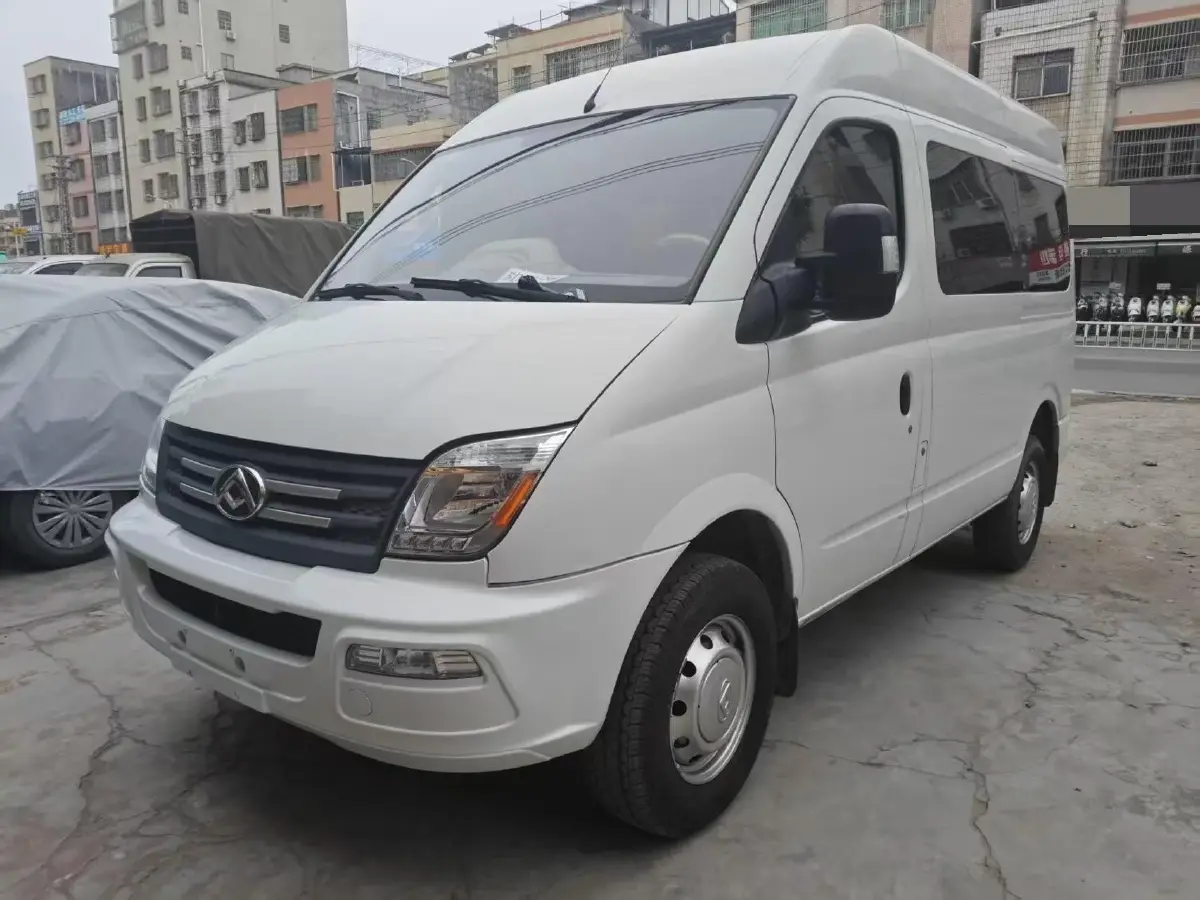 2021 MAXUS XinTu V80 2.0T 127HP L4 6MT