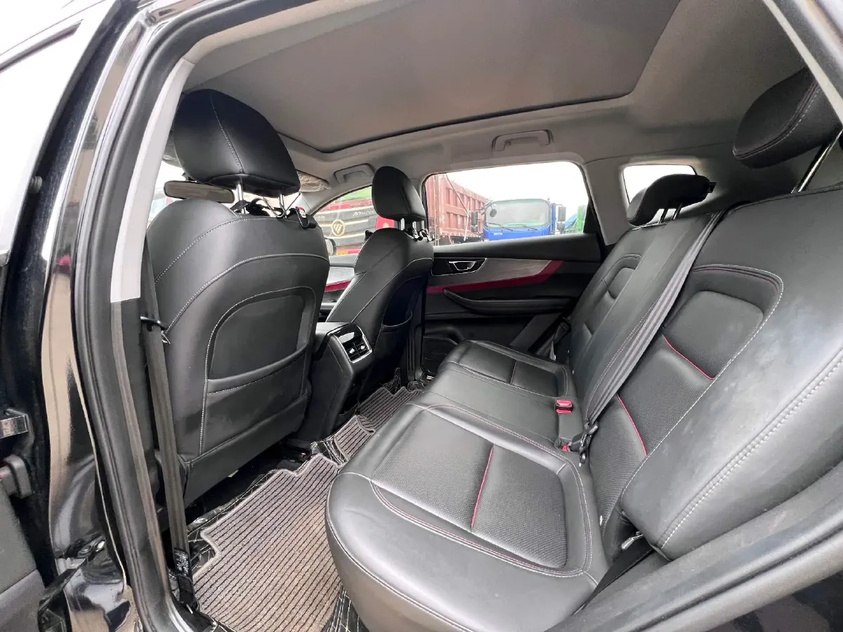 2021 Chery Tiggo 7 Plus 1.5T 156HP L4 6MT,autocango,china used car exporter,china ev exporter,chinese used car exporter,chinese used ev exporter