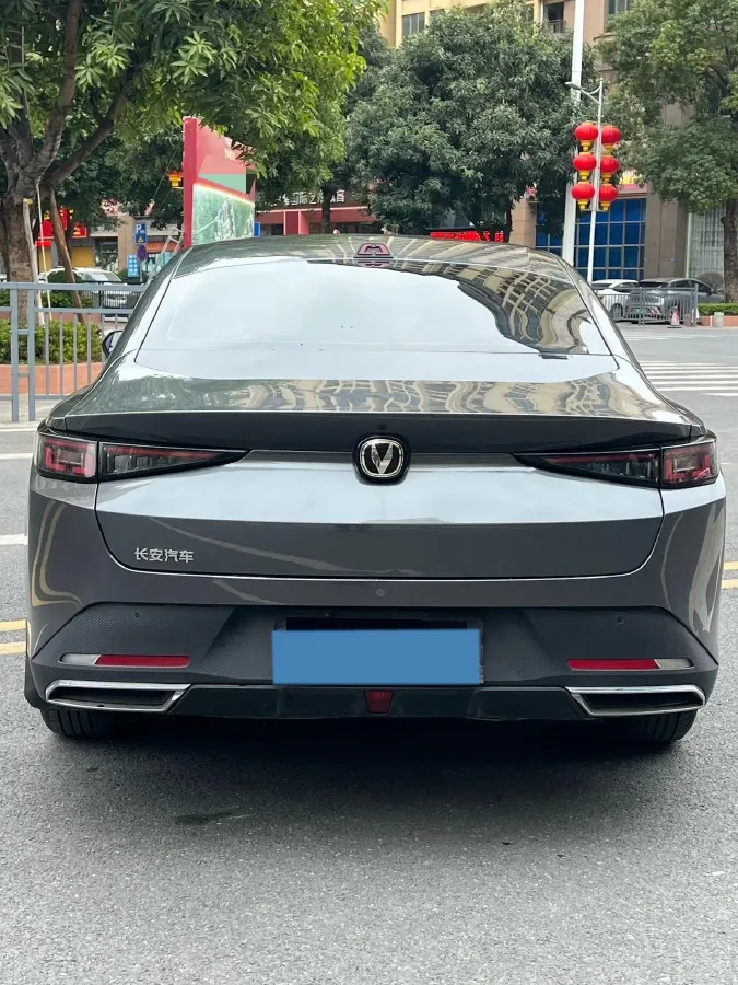 2023 ChangAn Lamore 1.5T 170HP L4 7DCT,autocango,china used car exporter,china ev exporter,chinese used car exporter,chinese used ev exporter