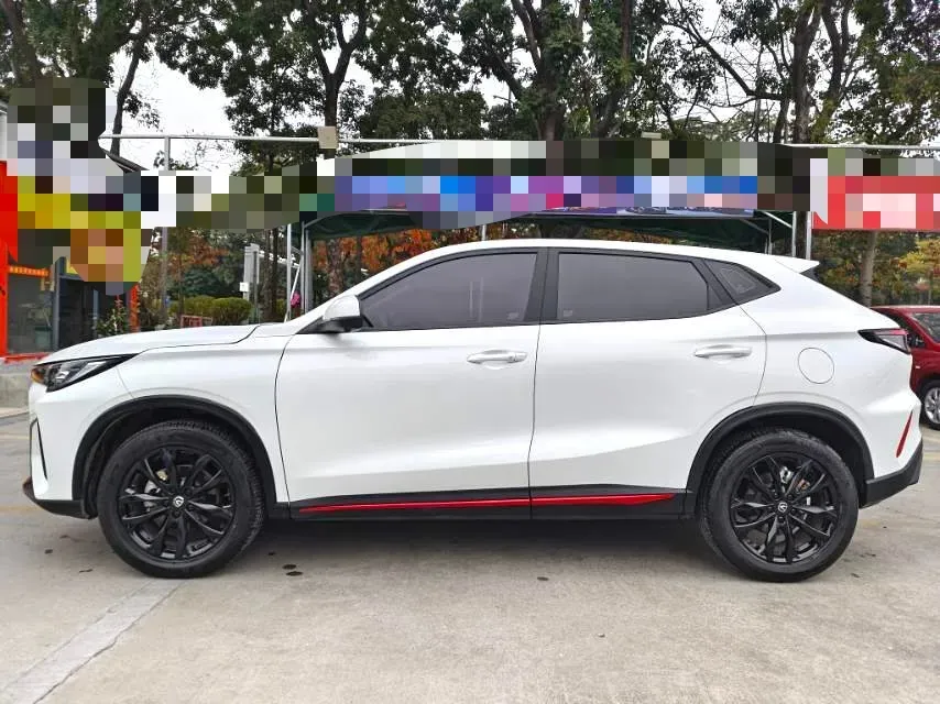 2024 ChangAn X5 PLUS 1.5T 188HP L4 7DCT,autocango,china used car exporter,china ev exporter,chinese used car exporter,chinese used ev exporter