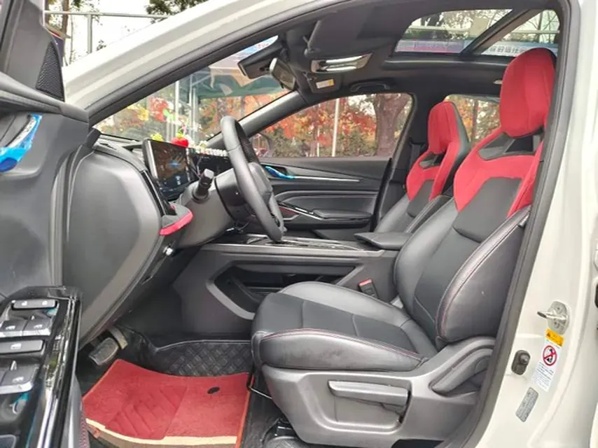 2024 ChangAn X5 PLUS 1.5T 188HP L4 7DCT,autocango,china used car exporter,china ev exporter,chinese used car exporter,chinese used ev exporter