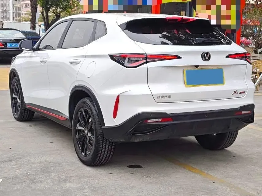 2024 ChangAn X5 PLUS 1.5T 188HP L4 7DCT,autocango,china used car exporter,china ev exporter,chinese used car exporter,chinese used ev exporter