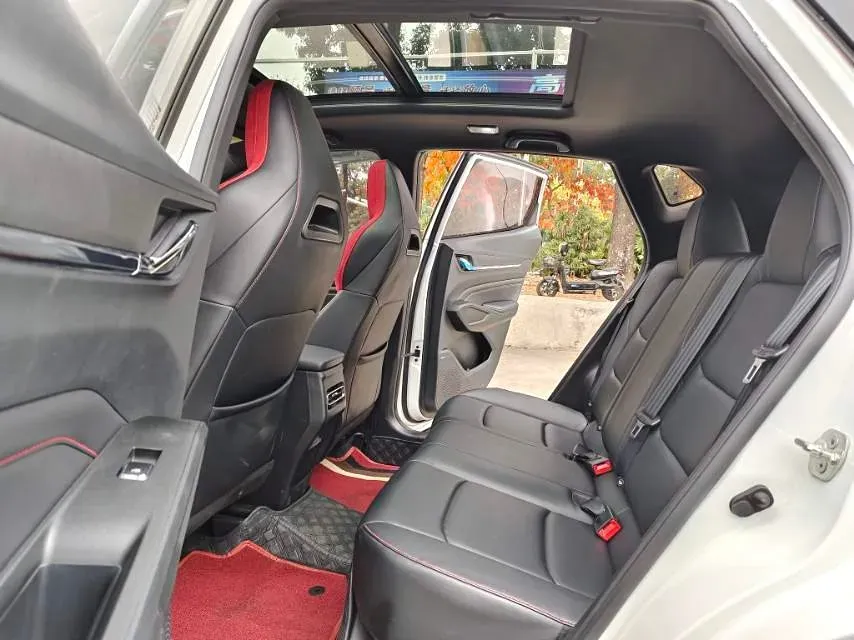 2024 ChangAn X5 PLUS 1.5T 188HP L4 7DCT,autocango,china used car exporter,china ev exporter,chinese used car exporter,chinese used ev exporter