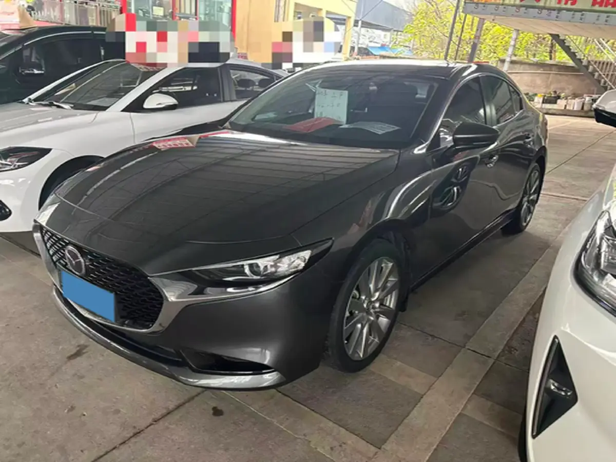 2022 Mazda 3 Axela 2.0L 158HP L4 6AT