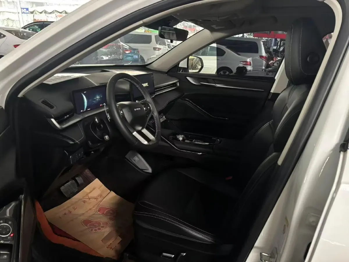 2021 Haval H6 2.0T 211HP L4 7DCT,autocango,china used car exporter,china ev exporter,chinese used car exporter,chinese used ev exporter