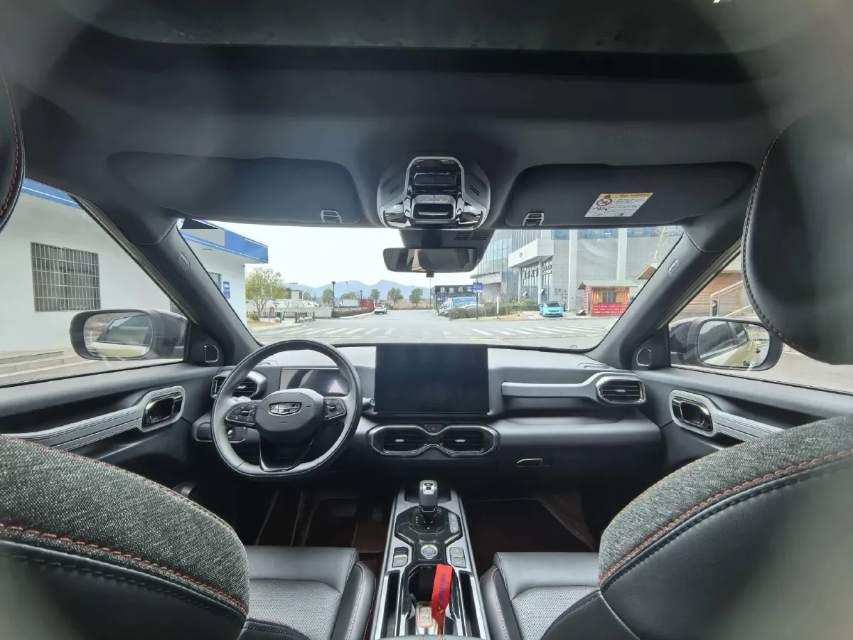 2025 Geely Cowboy 1.5T 181HP L4 7DCT,autocango,china used car exporter,china ev exporter,chinese used car exporter,chinese used ev exporter