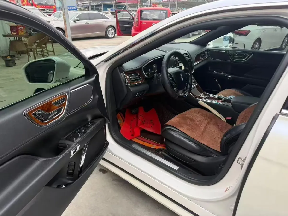 2017 Lincoln Continental 2.0T 261HP L4 6AT,autocango,china used car exporter,china ev exporter,chinese used car exporter,chinese used ev exporter