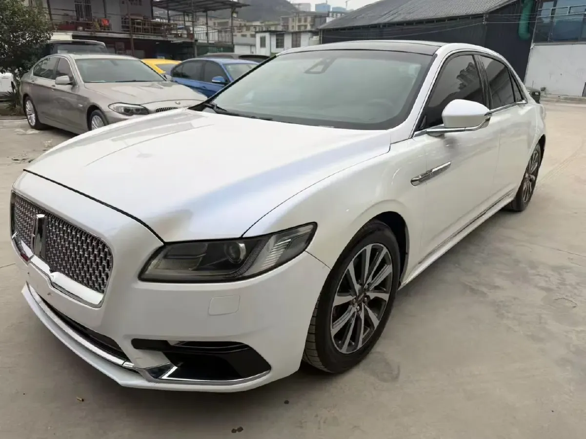 2017 Lincoln Continental 2.0T 261HP L4 6AT,autocango,china used car exporter,china ev exporter,chinese used car exporter,chinese used ev exporter