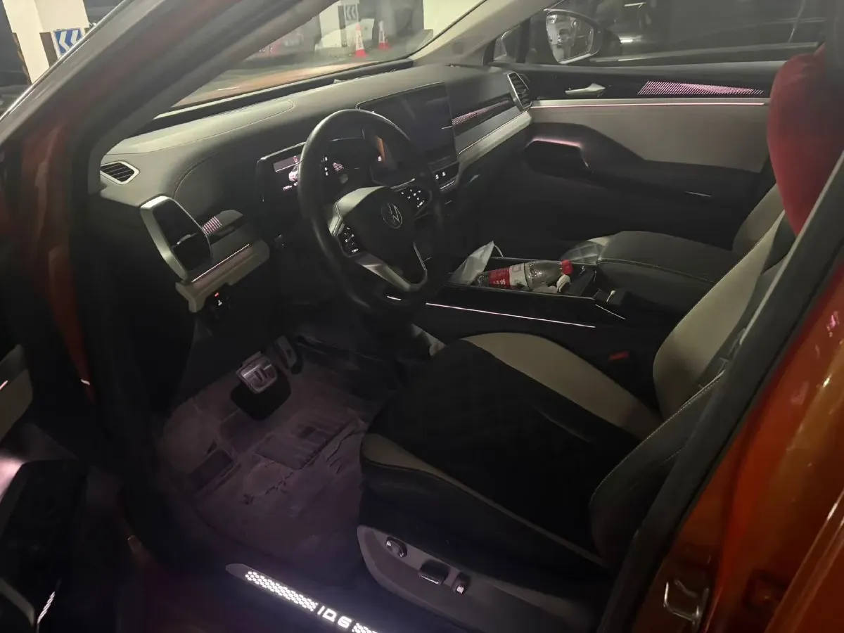 2021 Volkswagen ID.6 Crozz BEV 84.8KWH,autocango,china used car exporter,china ev exporter,chinese used car exporter,chinese used ev exporter