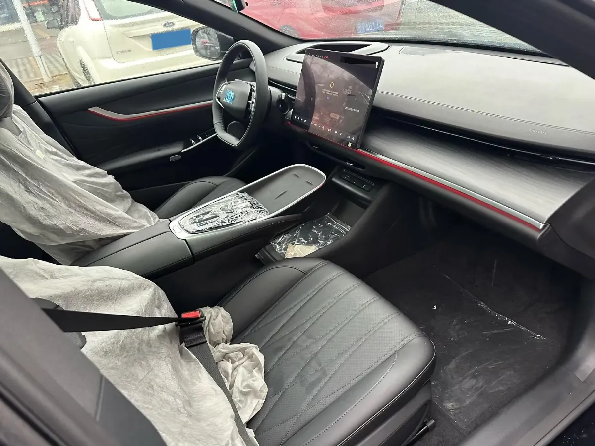 2025 ChangAn QiYuan A07 REEV 98HP REEV 28.4KWH,autocango,china used car exporter,china ev exporter,chinese used car exporter,chinese used ev exporter