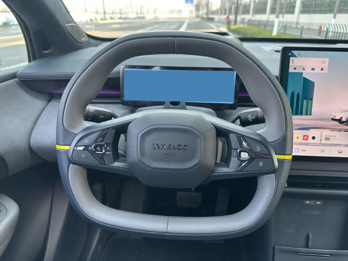 2025 Dongfeng Z9 2.0T 258HP L4 8AT,autocango,china used car exporter,china ev exporter,chinese used car exporter,chinese used ev exporter