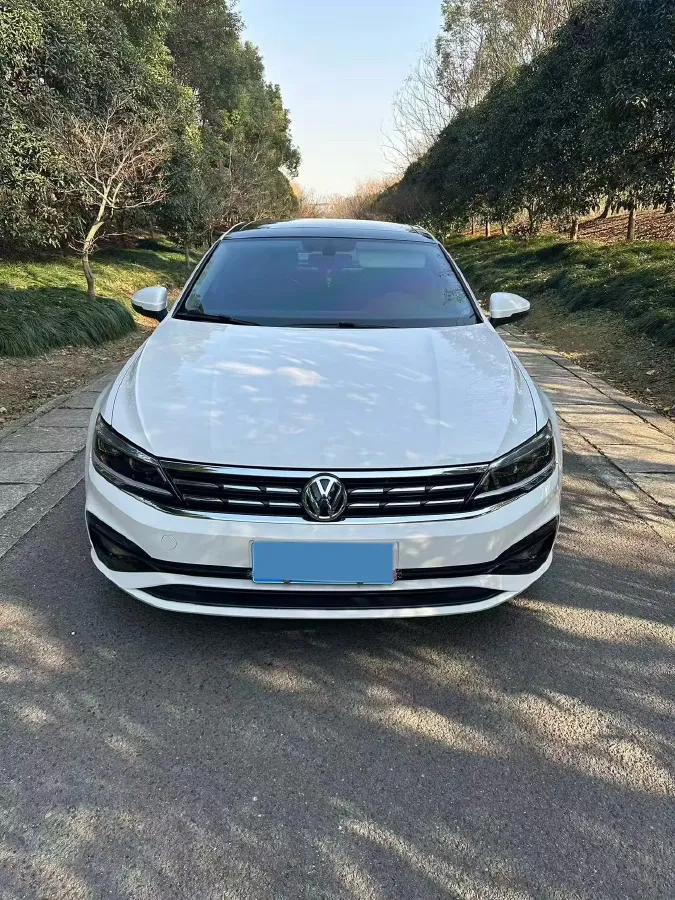 2019 Volkswagen Passat 1.4T 150HP L4 7DCT,autocango,china used car exporter,china ev exporter,chinese used car exporter,chinese used ev exporter