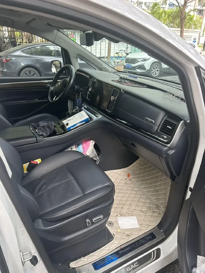 2021 GAC Trumpchi M8 2.0T 252HP L4 8AT,autocango,china used car exporter,china ev exporter,chinese used car exporter,chinese used ev exporter