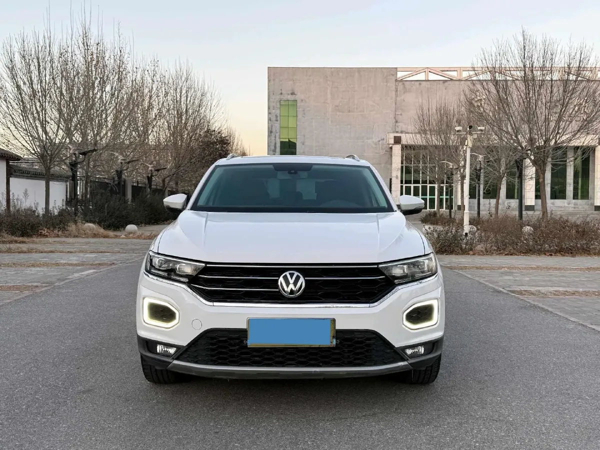 2019 Volkswagen T-Roc 1.4T 131HP L4 7DCT,autocango,china used car exporter,china ev exporter,chinese used car exporter,chinese used ev exporter