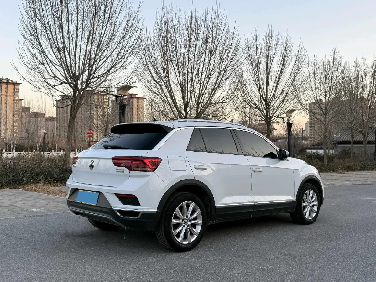 2019 Volkswagen T-Roc 1.4T 131HP L4 7DCT,autocango,china used car exporter,china ev exporter,chinese used car exporter,chinese used ev exporter