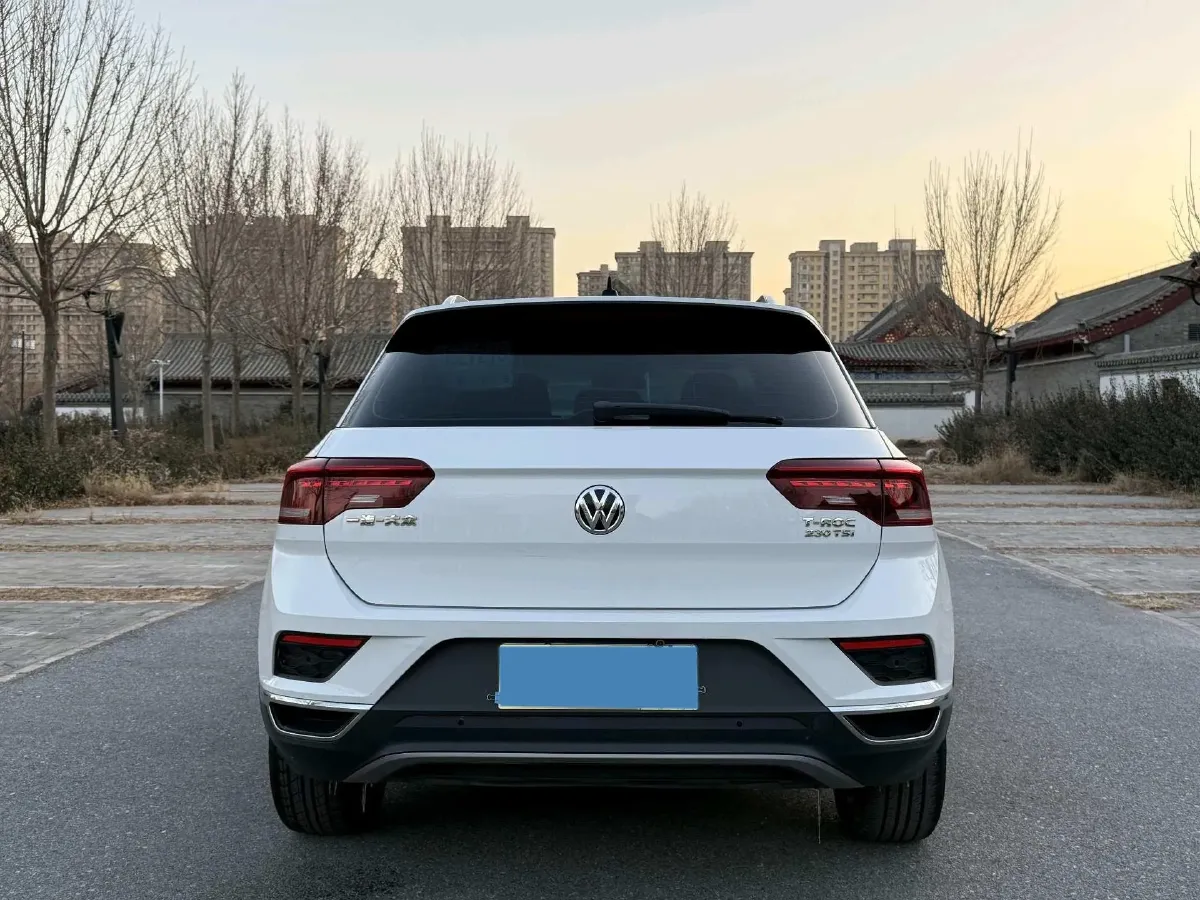 2019 Volkswagen T-Roc 1.4T 131HP L4 7DCT,autocango,china used car exporter,china ev exporter,chinese used car exporter,chinese used ev exporter