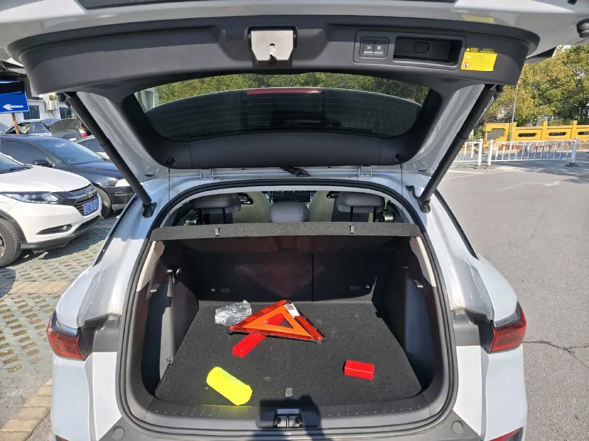 2023 BYD Yuan Plus BEV 60.48KWH,autocango,china used car exporter,china ev exporter,chinese used car exporter,chinese used ev exporter