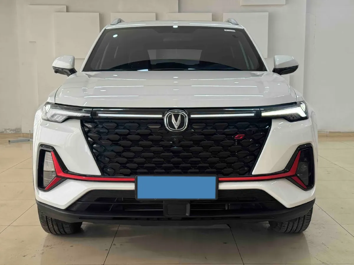 2021 ChangAn CS35 Plus 1.4T 160HP L4 7DCT,autocango,china used car exporter,china ev exporter,chinese used car exporter,chinese used ev exporter