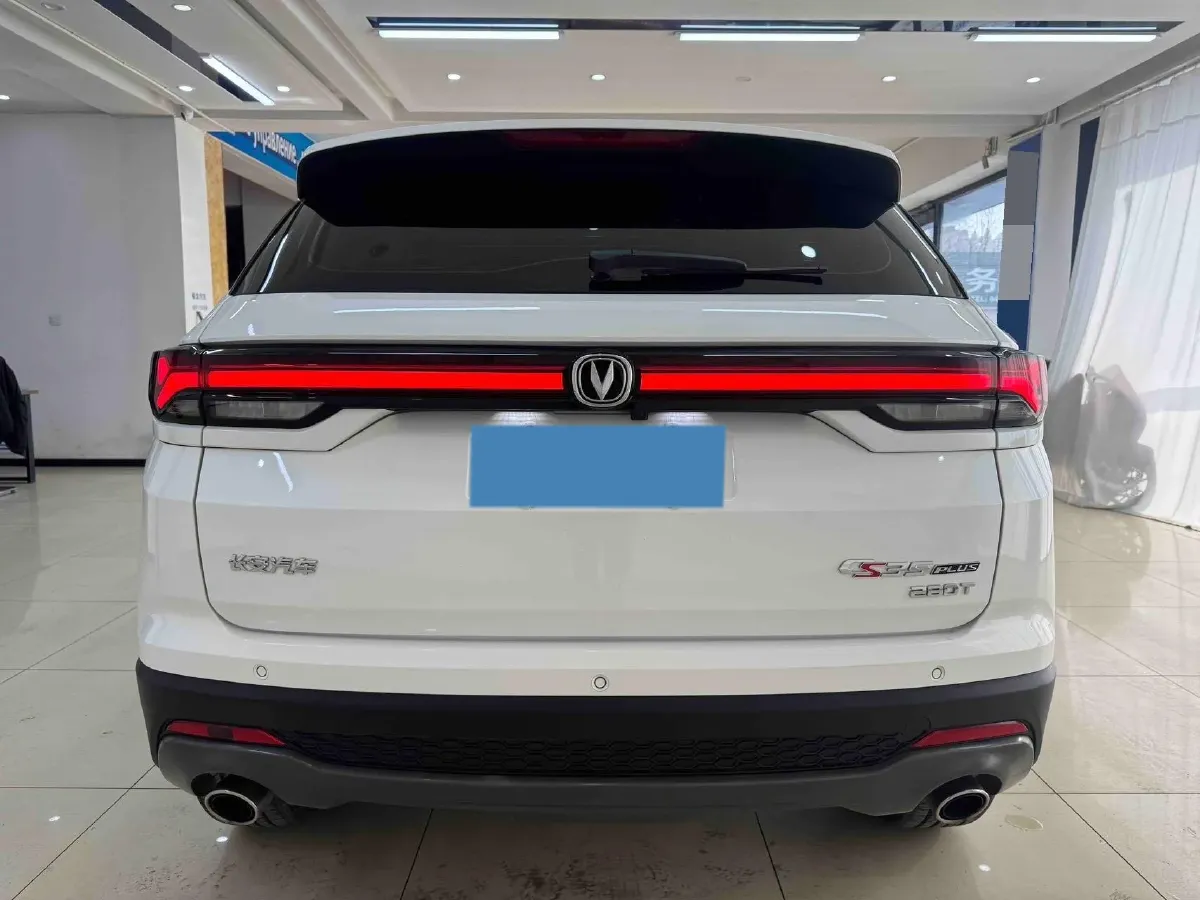 2021 ChangAn CS35 Plus 1.4T 160HP L4 7DCT,autocango,china used car exporter,china ev exporter,chinese used car exporter,chinese used ev exporter