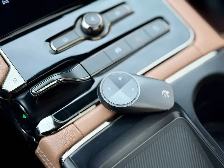 2020 NIO ES8 BEV 100KWH,autocango,china used car exporter,china ev exporter,chinese used car exporter,chinese used ev exporter